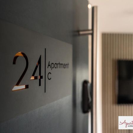 Beautiful Studio Apartment - London Hounslow Eksteriør billede